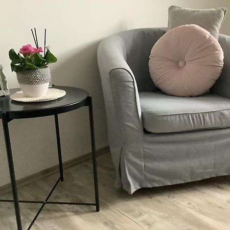 Ezuest Boroka Apartman Έγκερ Εξωτερικό φωτογραφία