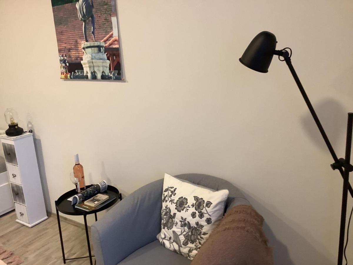 Ezuest Boroka Apartman Έγκερ Εξωτερικό φωτογραφία