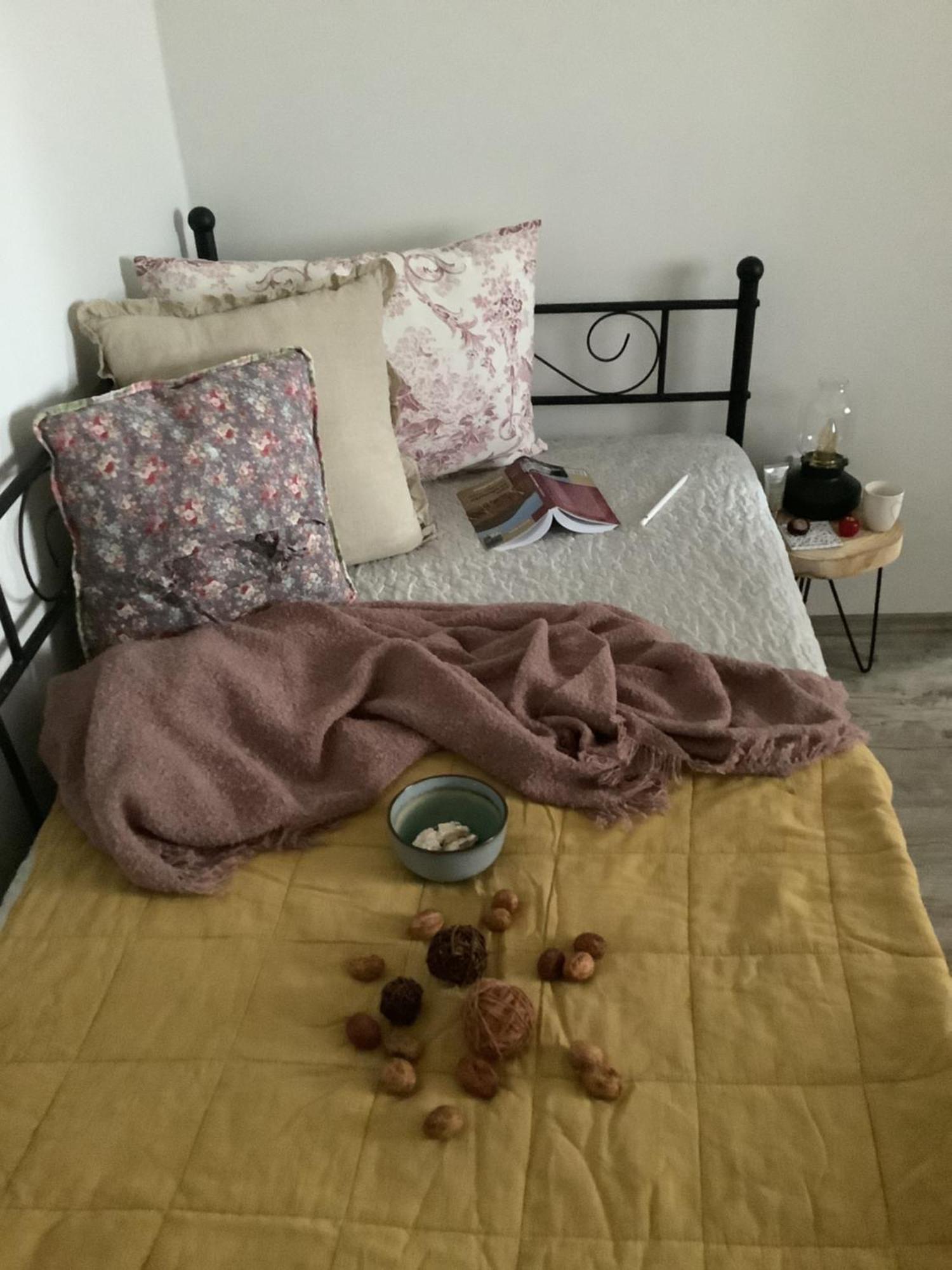 Ezuest Boroka Apartman Έγκερ Εξωτερικό φωτογραφία
